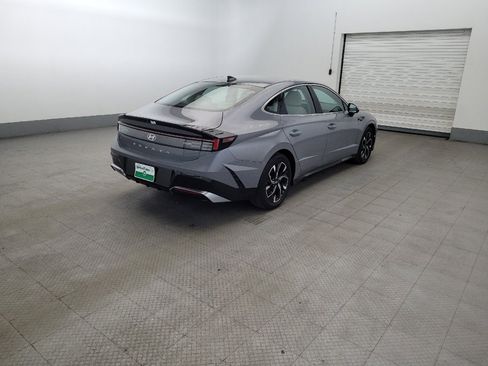 Used 2024 Hyundai Sonata SEL AWD/4WD image 9