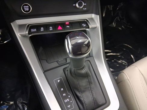 New 2025 Audi Q3 2.0T Premium w/ Convenience Package image 16