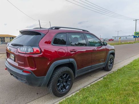 Used 2021 Jeep Cherokee Trailhawk w/ Comfort/Convenience Group AWD/4WD image 5