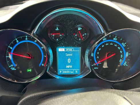 Used 2015 Chevrolet Cruze LTZ w/ Sun, Sound and Sport Package image 21