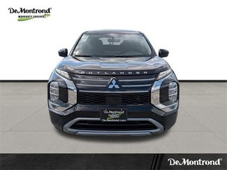 New 2025 Mitsubishi Outlander SE video 2