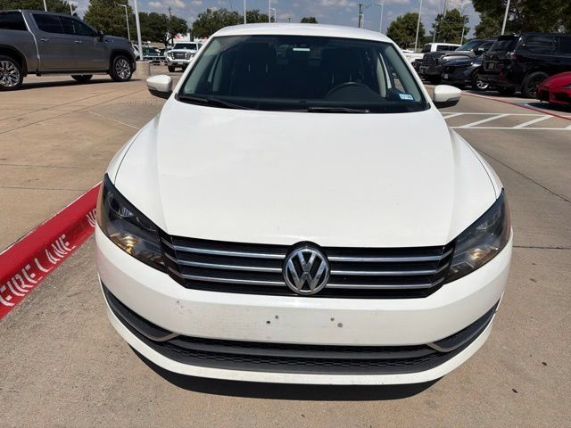 Used 2014 Volkswagen Passat 2.5 SE FWD image 2