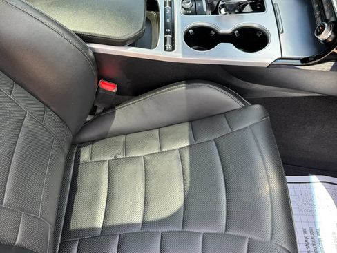 Used 2023 Kia Stinger GT2 RWD image 37