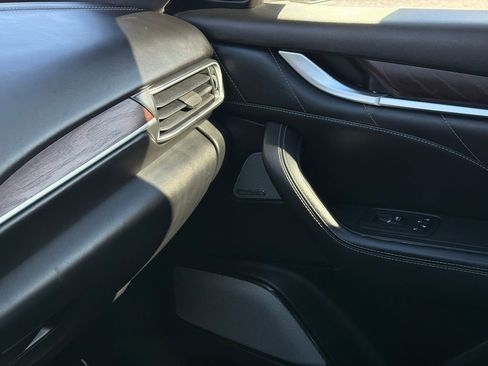 Used 2019 Maserati Levante GTS image 34