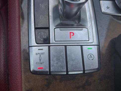 Used 2015 Mercedes-Benz SL 550 image 21