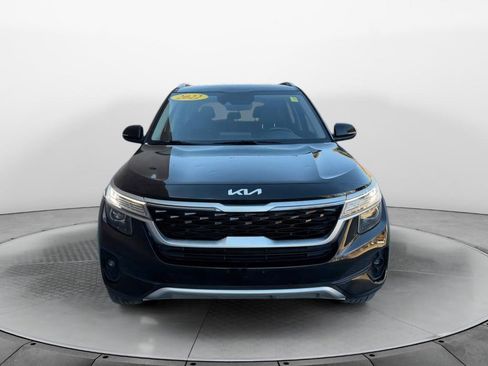Used 2022 Kia Seltos EX image 8