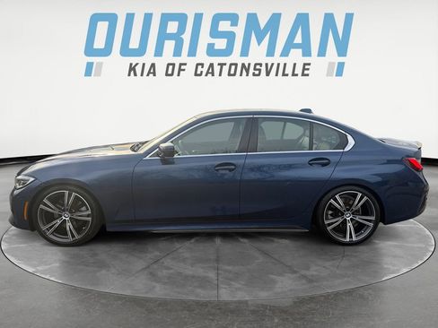 Used 2022 BMW 330i xDrive Sedan w/ Premium Package image 3