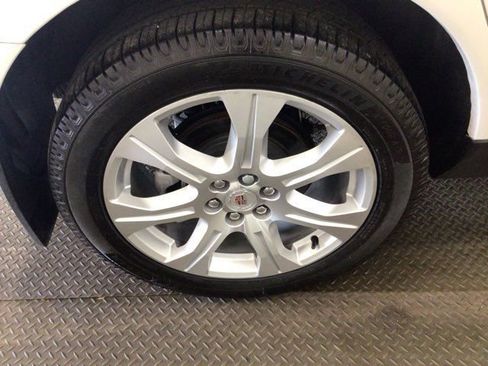 Used 2013 Cadillac SRX Premium w/ Driver Assist Package AWD/4WD image 30