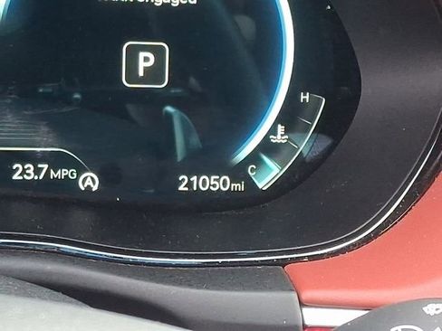 Used 2024 Genesis GV70 2.5T w/ Sport Prestige Package image 20