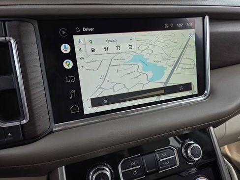 Used 2022 GMC Yukon Denali RWD image 9
