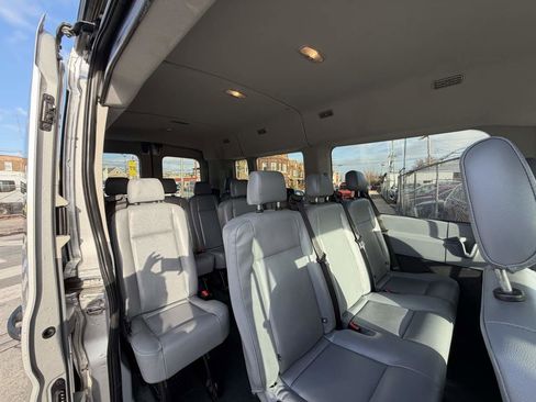 Used 2015 Ford Transit 350 XL image 19