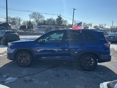 Used 2025 Subaru Forester Sport w/ Popular Package image 8