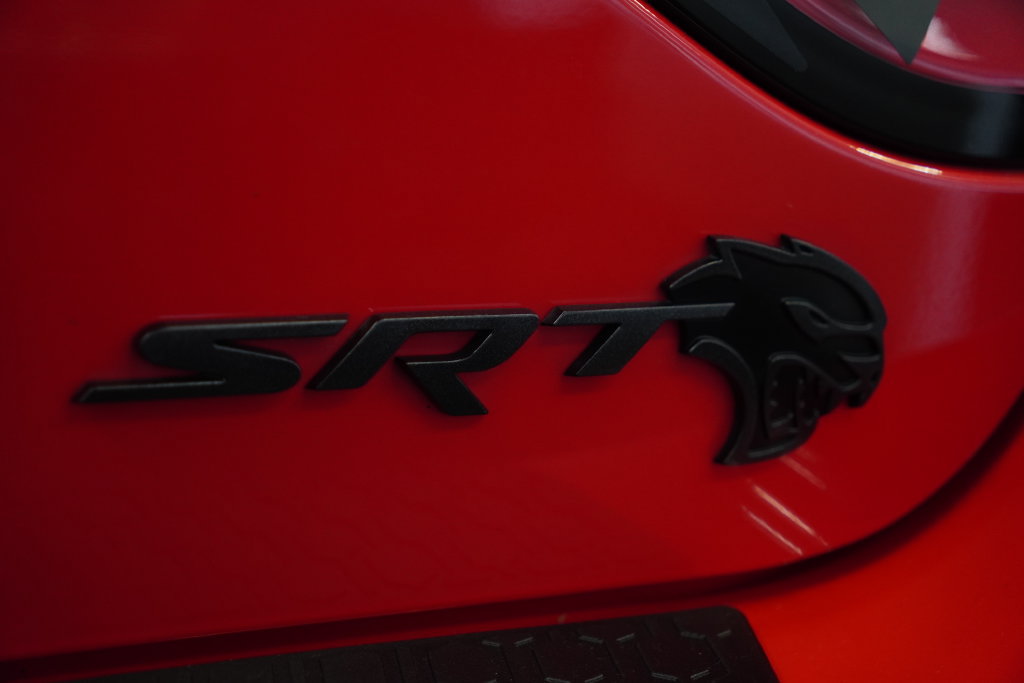 Used 2022 Dodge Charger SRT Hellcat w/ Carbon/Suede Interior Package RWD image 8
