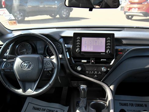 Used 2022 Toyota Camry SE FWD image 33