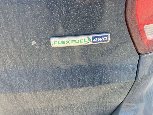 Used 2016 Ford Explorer XLT w/ Equipment Group 202A image 10