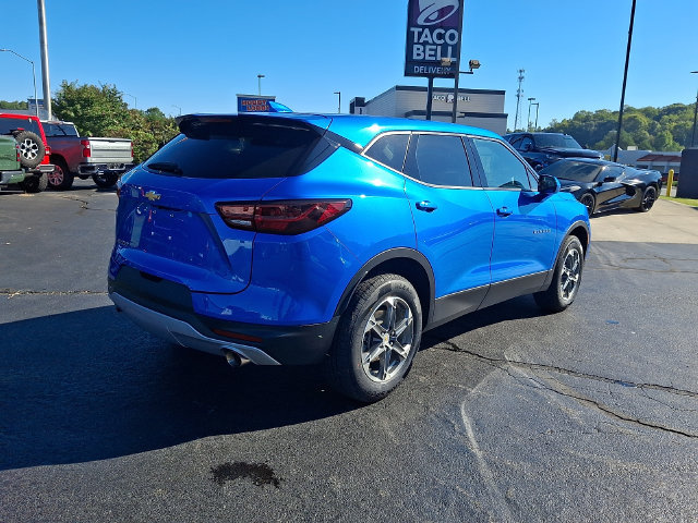 Used 2024 Chevrolet Blazer LT FWD image 6