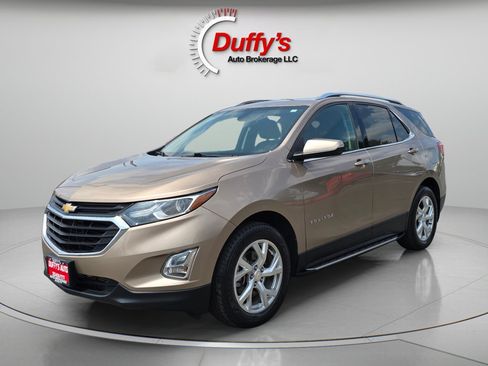 Used 2018 Chevrolet Equinox LT w/ LPO, Hit The Road Package AWD/4WD image 16