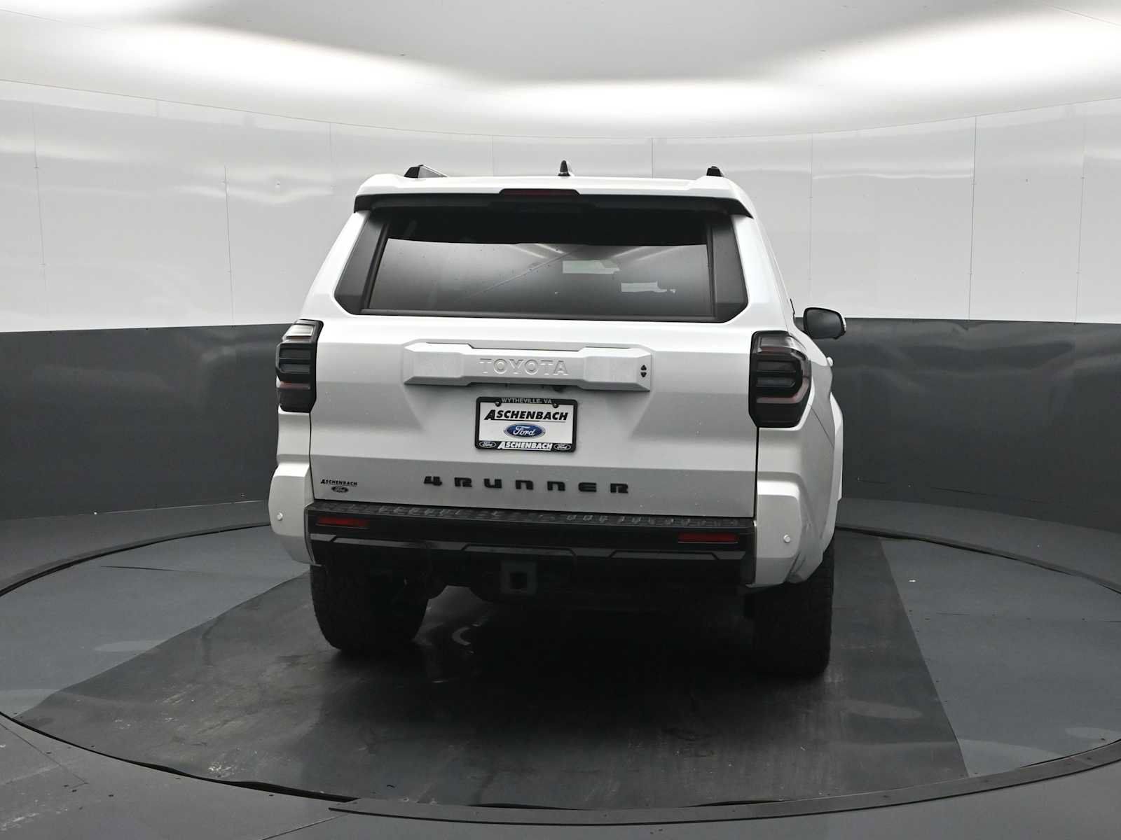 Used 2025 Toyota 4Runner TRD Sport Premium AWD/4WD image 8