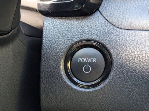 Used 2025 Toyota Camry LE image 24