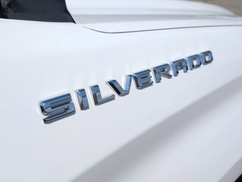 Used 2023 Chevrolet Silverado 1500 LT AWD/4WD image 26