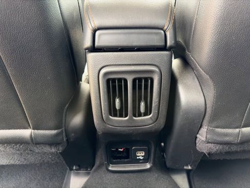 Used 2021 Jeep Compass Limited image 13