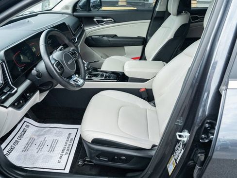 Used 2024 Kia Sportage EX FWD image 15