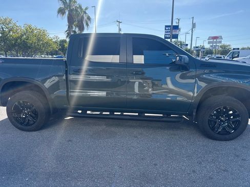 Used 2025 Chevrolet Silverado 1500 LT Trail Boss w/ Convenience Package II AWD/4WD image 4