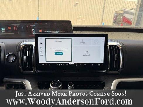 Used 2025 Ford Expedition Tremor AWD/4WD image 12