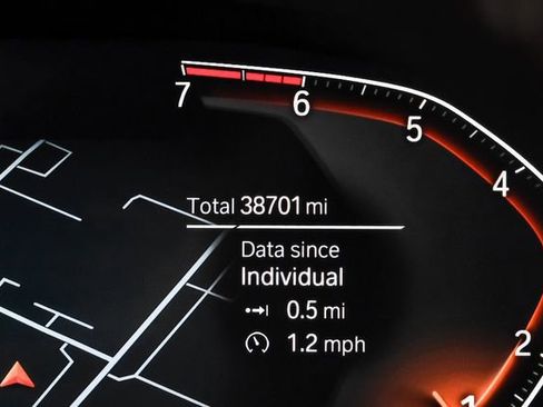 Used 2024 BMW X4 xDrive30i image 16