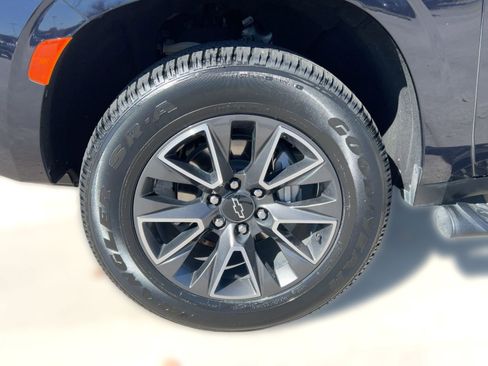 Certified 2024 Chevrolet Tahoe Z71 w/ Luxury Package image 11