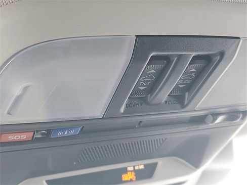 Certified 2025 Subaru Crosstrek 2.5i Limited image 29