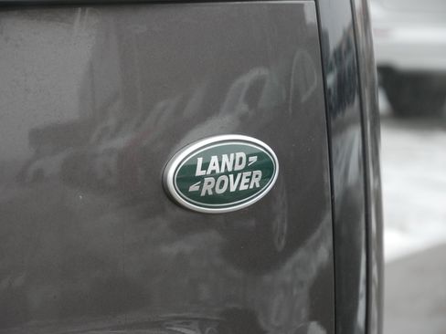 Used 2023 Land Rover Range Rover First Edition image 11