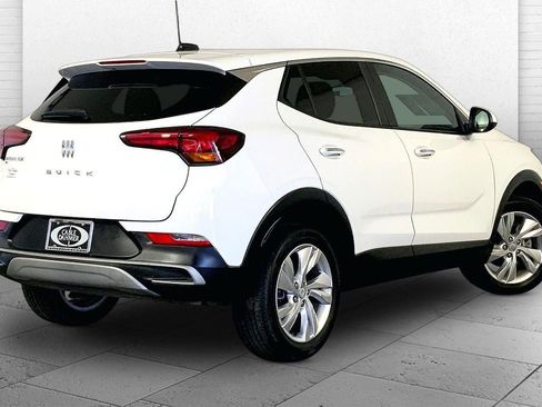 Used 2025 Buick Encore GX Preferred AWD/4WD image 13