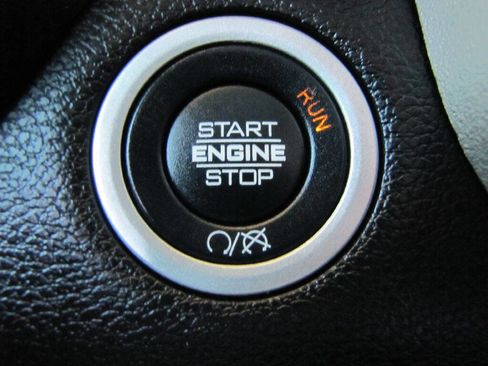 Used 2024 RAM 2500 Laramie image 41