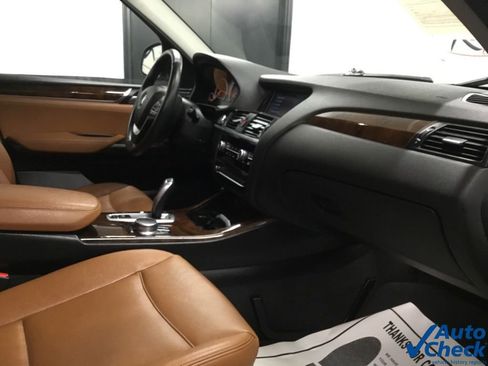 Used 2017 BMW X3 xDrive28i image 36