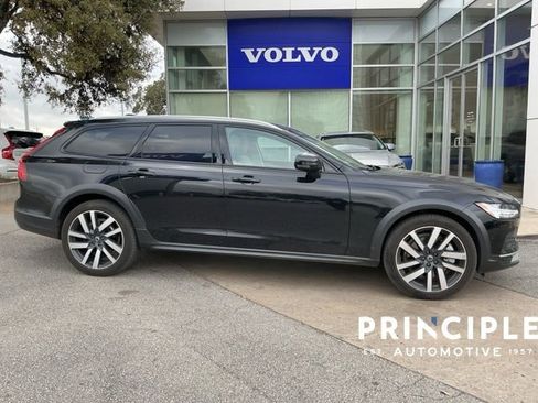 Used 2024 Volvo V90 B6 Cross Country Ultimate w/ Protection Package Premier image 3