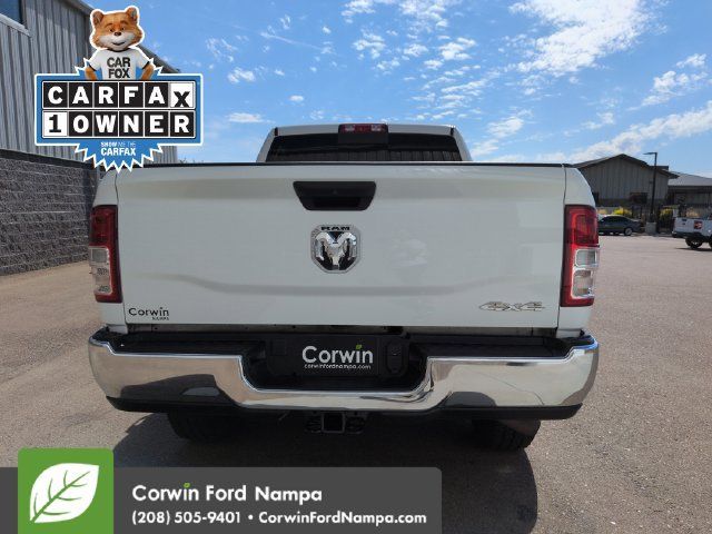 Used 2024 RAM 2500 Tradesman w/ Chrome Appearance Group AWD/4WD image 4