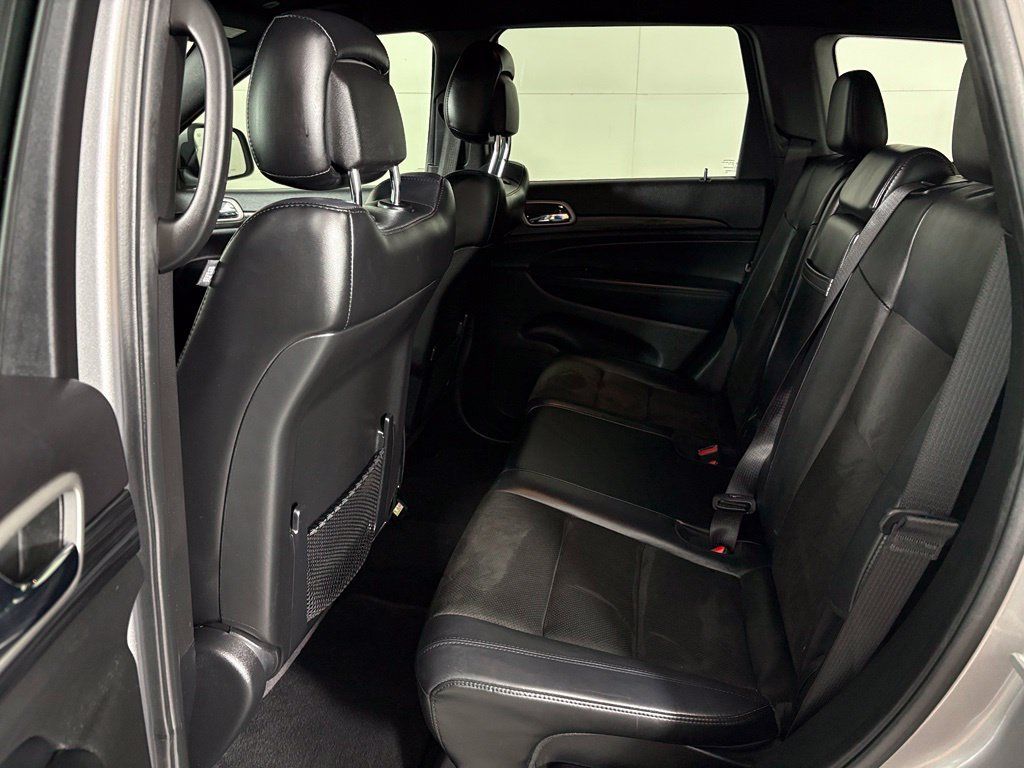 Used 2021 Jeep Grand Cherokee Laredo X RWD image 36