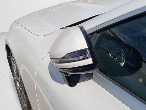 Used 2023 Mercedes-Benz E 450 Cabriolet image 36