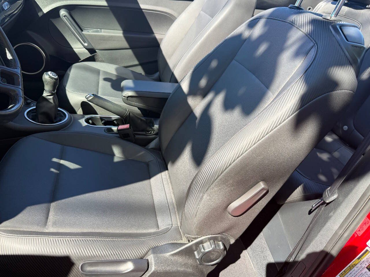 Used 2013 Volkswagen Beetle 2.0T FWD image 8