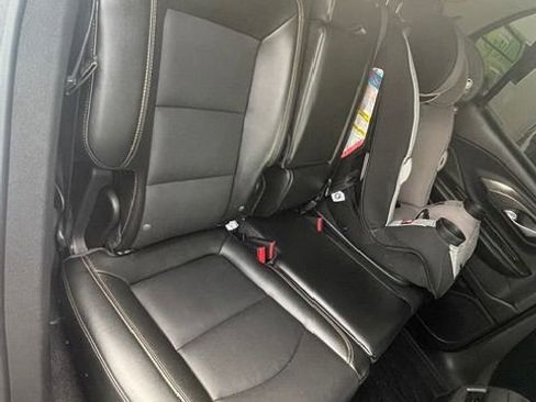 Used 2020 GMC Terrain SLT w/ Preferred Package image 9