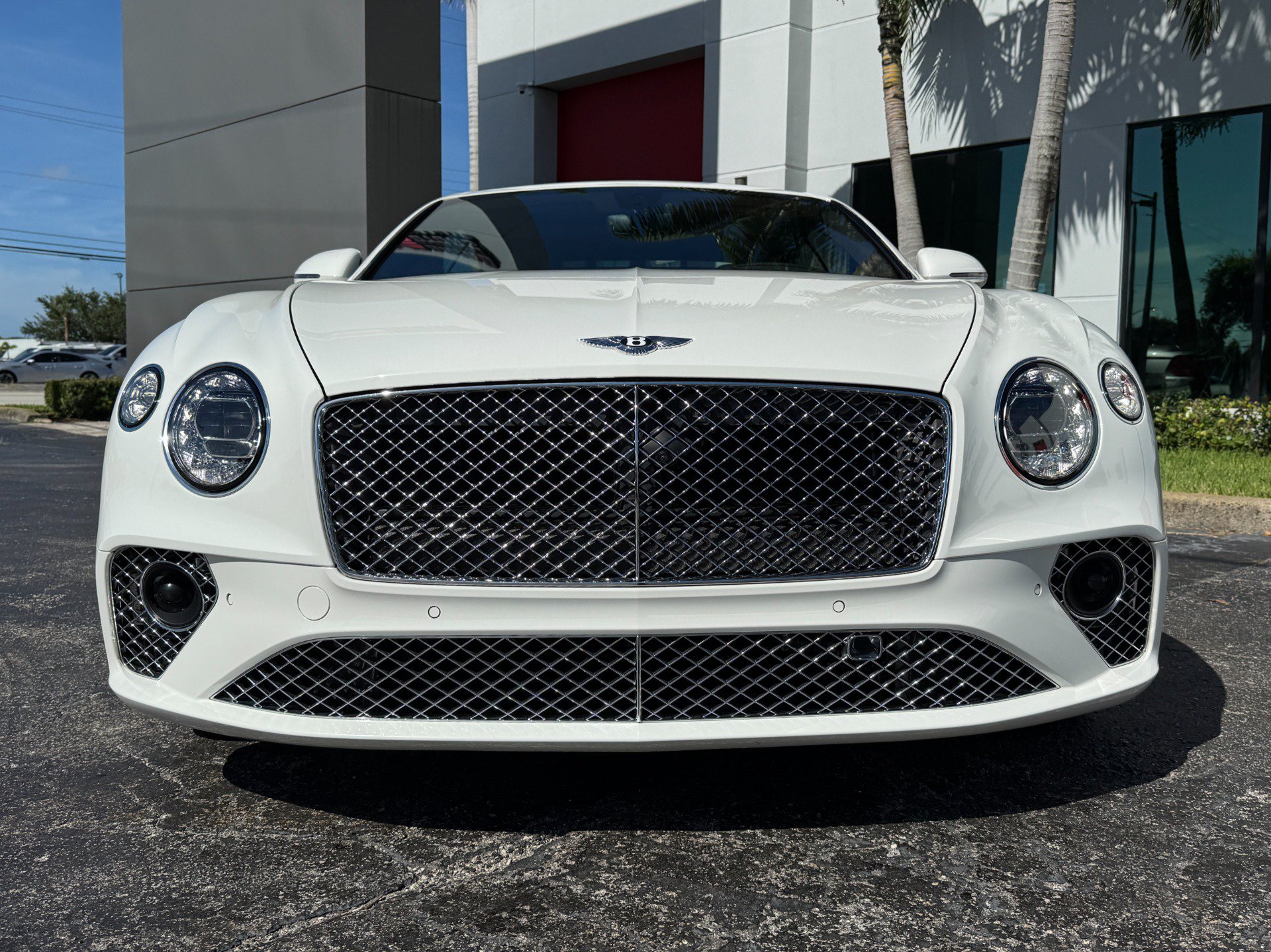 Used 2023 Bentley Continental GT Azure AWD/4WD image 3