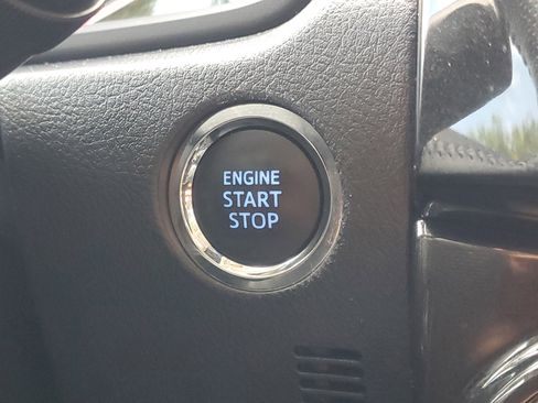 Certified 2024 Toyota 4Runner TRD Off-Road Premium w/ Off Road Premium Plus Package AWD/4WD image 31