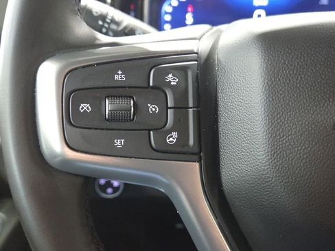 Used 2024 Chevrolet Silverado 1500 LT AWD/4WD image 11