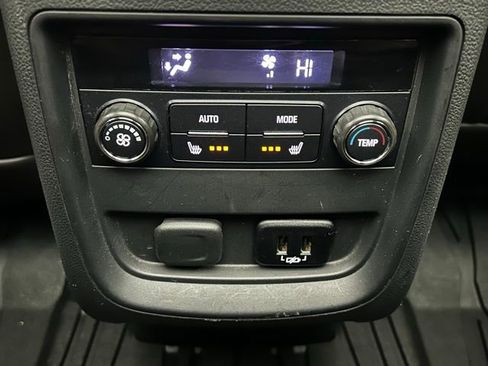 Used 2017 Buick Envision Premium image 13