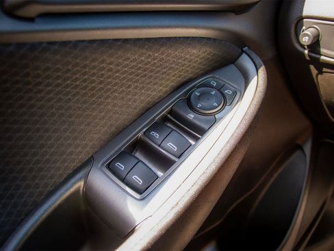 Used 2025 Chevrolet Malibu LT FWD image 9