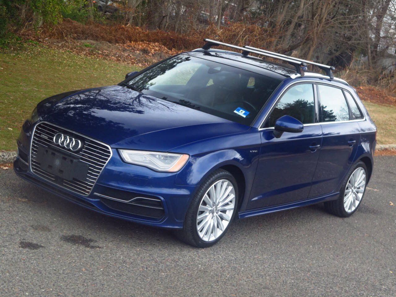 Used 2016 Audi A3 e-tron Prestige w/ Prestige Package FWD image 25