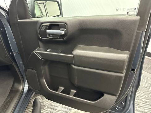 Used 2019 Chevrolet Silverado 1500 Custom Trail Boss w/ Custom Convenience Package AWD/4WD image 14
