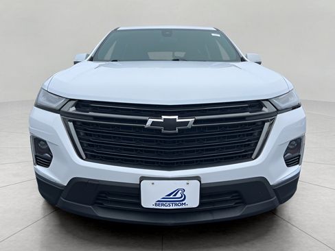 Used 2023 Chevrolet Traverse LT w/ Midnight/Sport Edition image 2