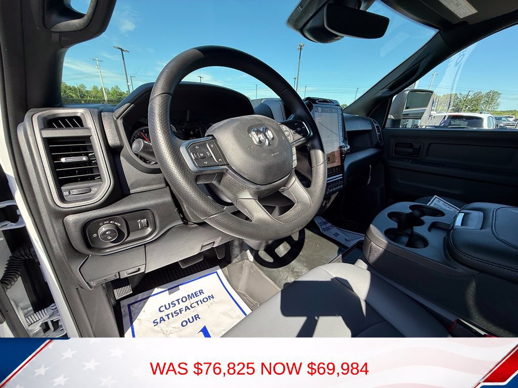 New 2026 RAM 3500 Tradesman AWD/4WD image 15